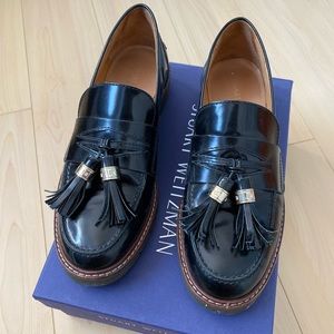 Stuart Weitzman Patent Leather Manila Loafers Sz 7